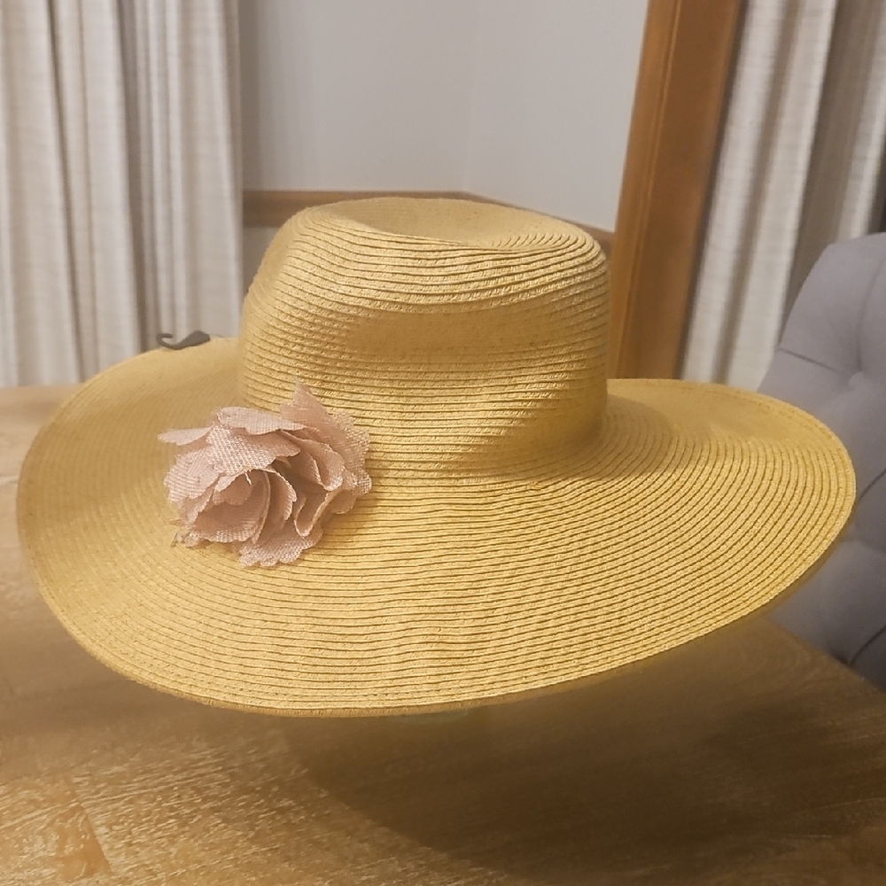 Sonoma Straw Hat With Flower Pin